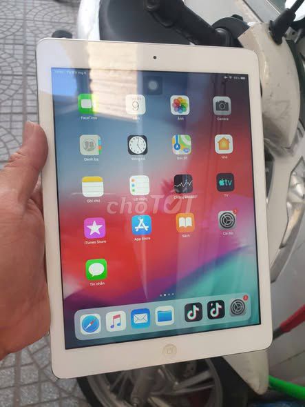 Apple iPad Air 1 16GB Bạc 10 inch. Mua bán Máy tính bảng tại Quận 1 Tp Hồ Chí Minh được đăng bởi Hội Đồ Điện Tử hình 1