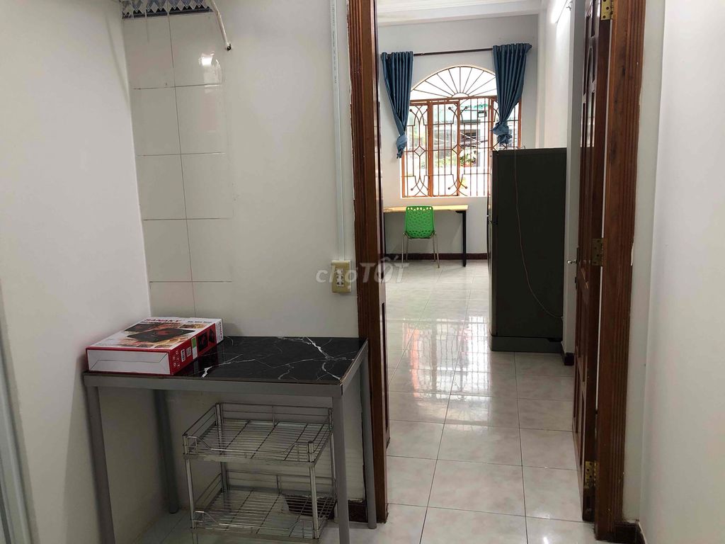 phòng trọ 30m2 đường Nguyễn Đức Thuận, phường 13, quận Tân Bình. Cho thuê phòng trọ tại Quận Tân Bình Tp Hồ Chí Minh được đăng bởi Đức Hùng hình 5