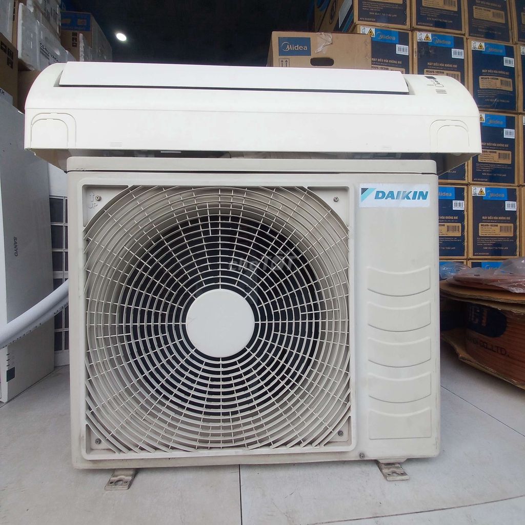 Máy lạnh Daikin 1HP mới 90%