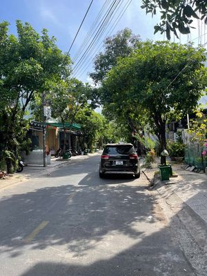 Plot of land 100 m² · Đường Thạch Sơn 3