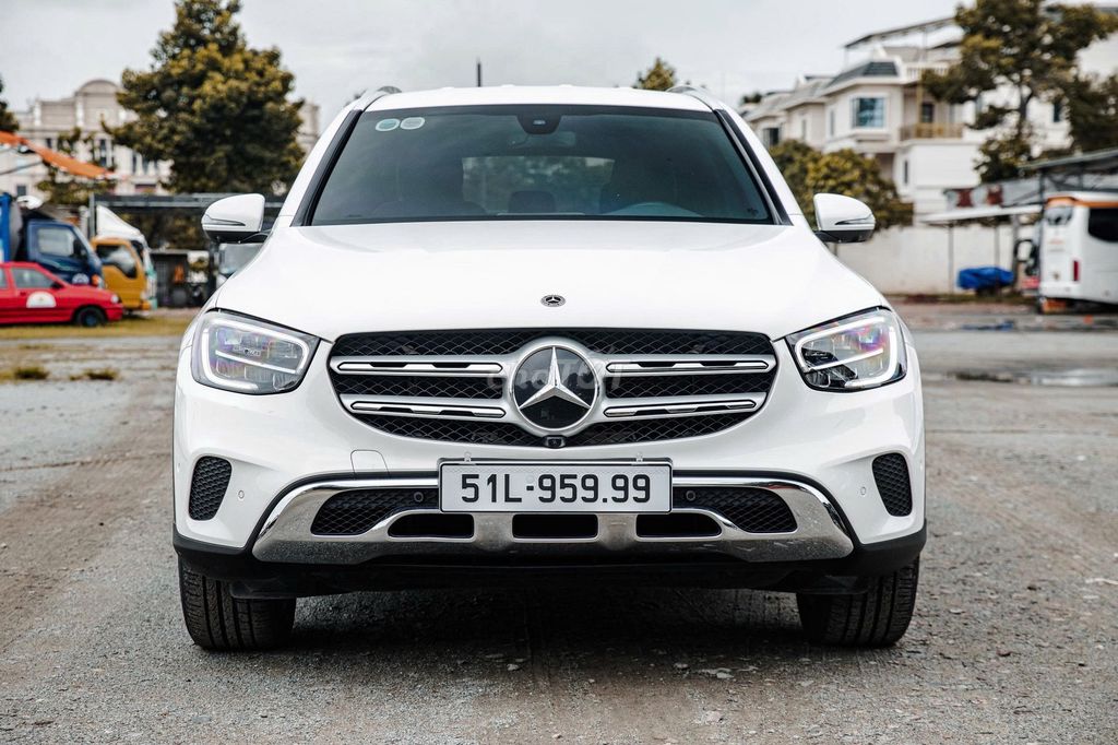 MERCEDES-BENZ GLC 200 4MATIC 2023. Mua bán Ô tô tại Quận Gò Vấp Tp Hồ Chí Minh được đăng bởi Đoàn Thuận hình 1