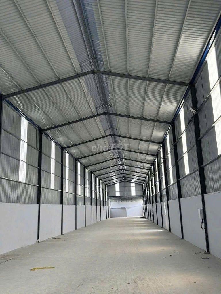 Bán gấp nhà xưởng Khánh Bình 02,Tân Uyên, Bình Dương(Tân Hiệp,HCM). Mua bán văn phòng, mặt bằng kinh doanh tại Thị xã Tân Uyên Bình Dương được đăng bởi Nguyễn Thị Thanh Hưng hình 2