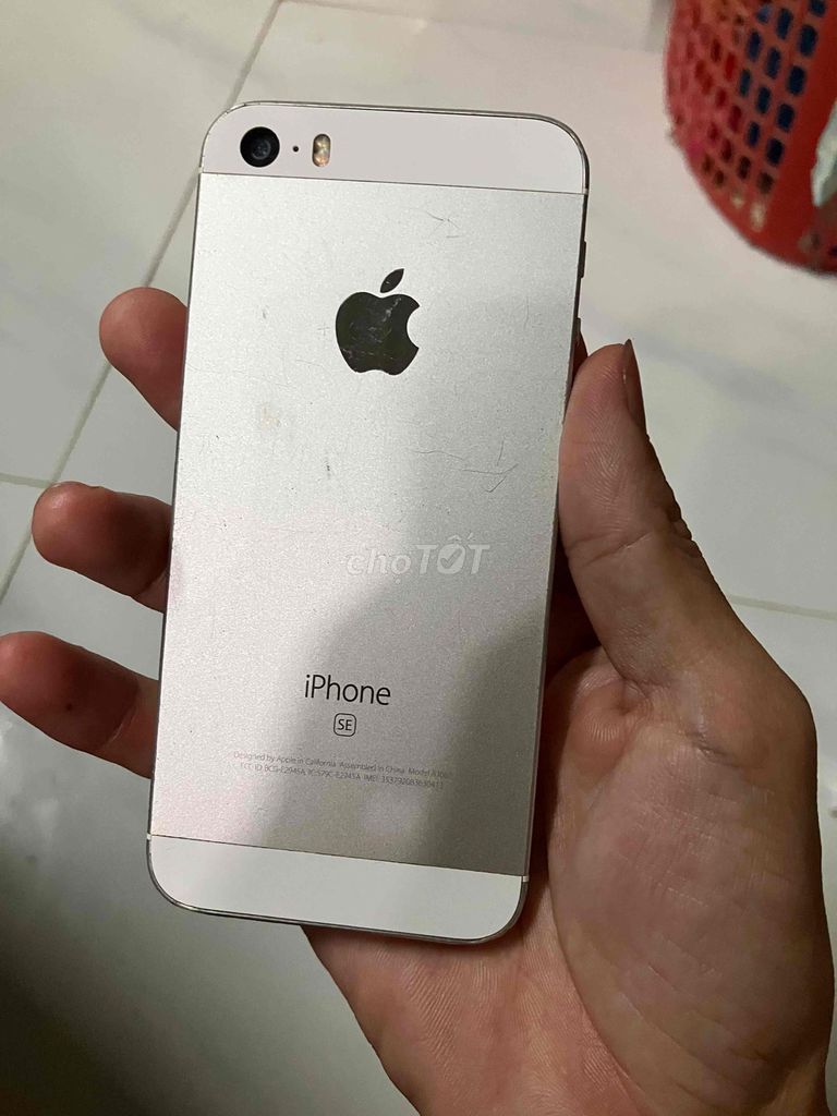 Apple iPhone SE 32GB Bạc. Mua bán Điện thoại tại Huyện Long Hồ Vĩnh Long được đăng bởi Đồ cũ đủ loại điện thoại loa anply máy tính hình 1