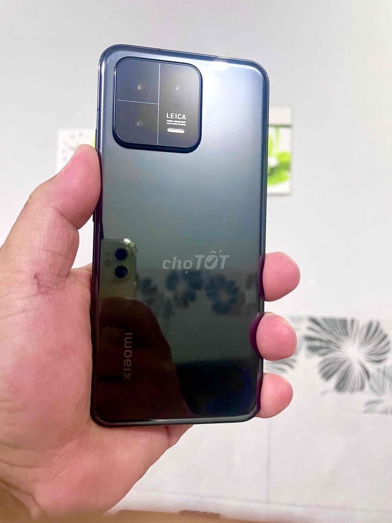 Xiaomi 13 5G 128GB Đen Snap 8 Gen 2. Mua bán Điện thoại tại Thành phố Thủ Dầu Một Bình Dương được đăng bởi Đăng Store hình 1