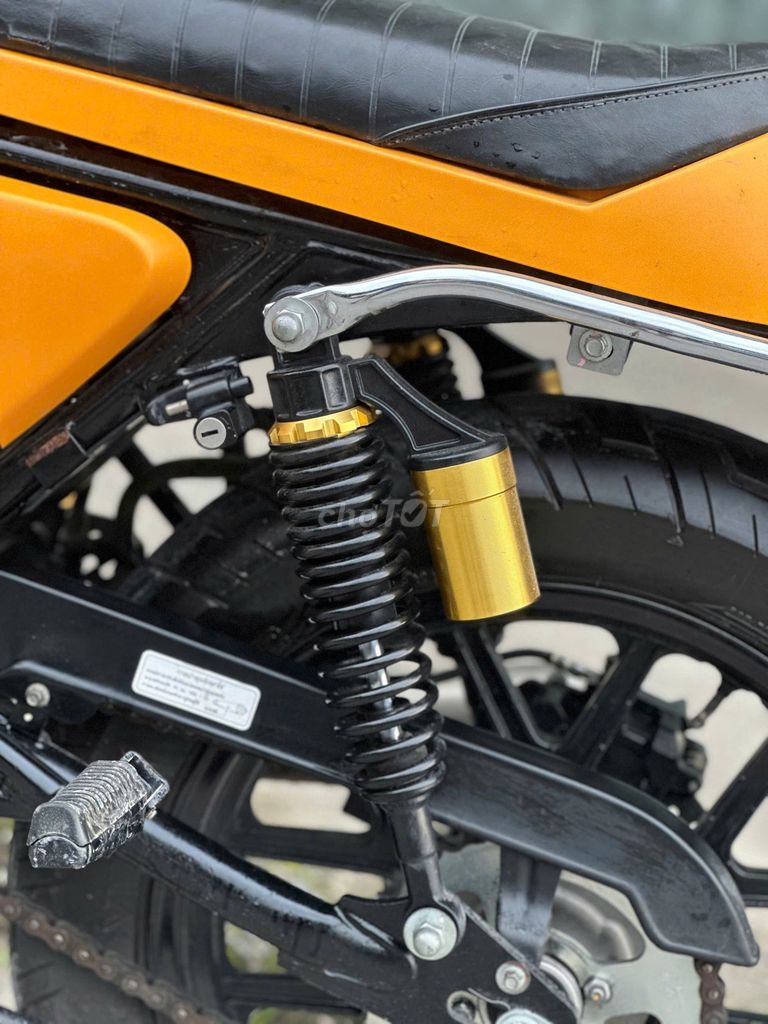 GPX Legend 200 cực chất có trả góp trao đổi ✅. Mua bán Xe máy tại Quận Thanh Xuân Hà Nội được đăng bởi Phú Lý hình 5