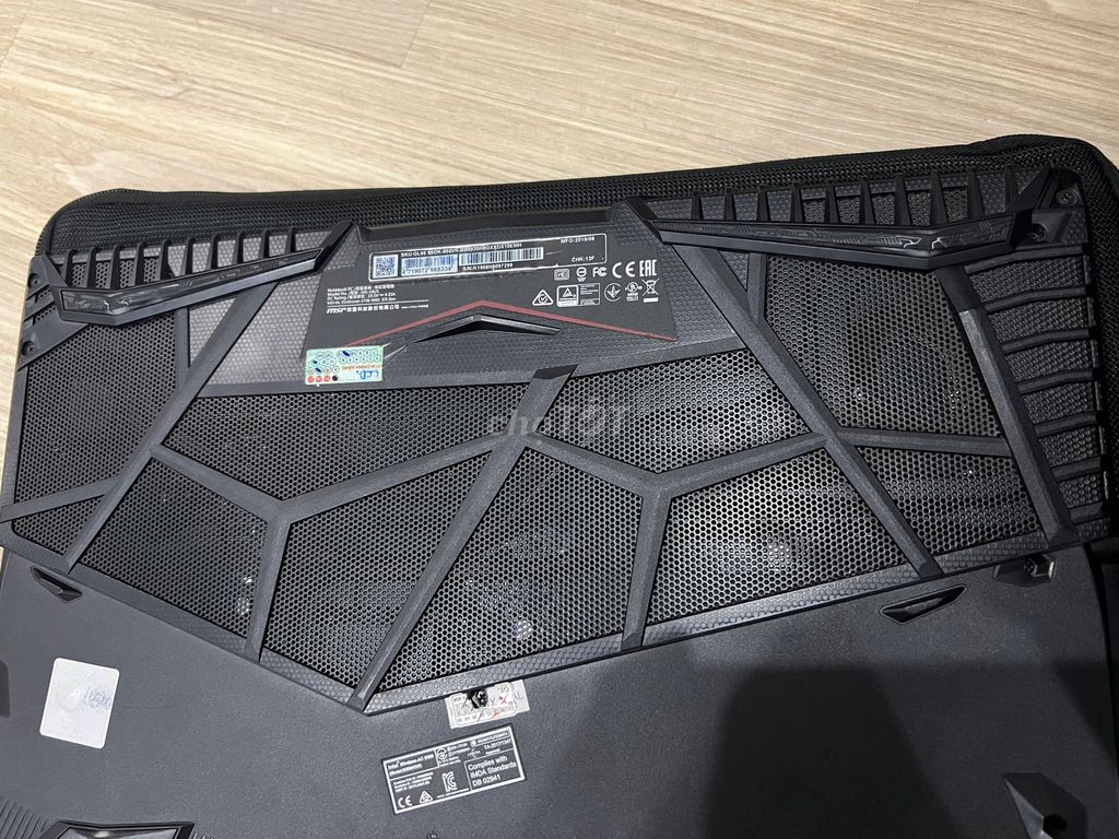 Bán Laptop Gaming MSI GL65 9SD