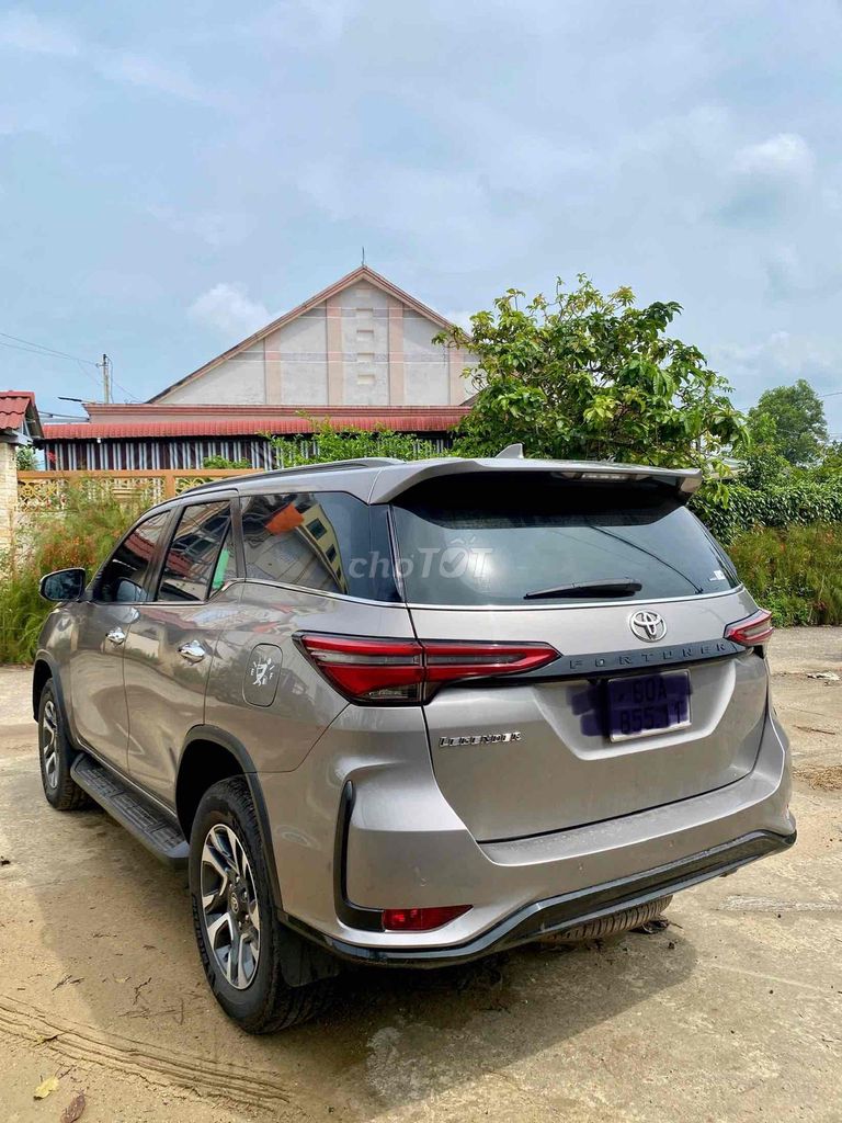 Toyota Fortuner Legender 2021 Xám. Mua bán Ô tô tại Huyện Định Quán Đồng Nai được đăng bởi Hoang hình 1