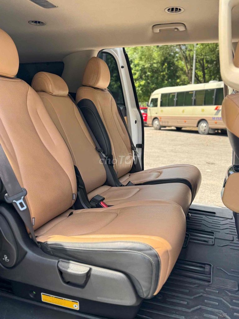 Kia Carnival 2.2D Premium 8 chỗ sx 2022 trắng. Mua bán Ô tô tại Quận Cầu Giấy Hà Nội được đăng bởi Cao Quý hình 18