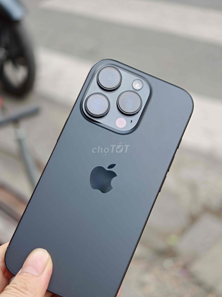 Apple iPhone 16 Pro 128GB Đen Mỹ Zin áp P91. Mua bán Điện thoại tại Quận Đống Đa Hà Nội được đăng bởi Quý Hoàng hình 1