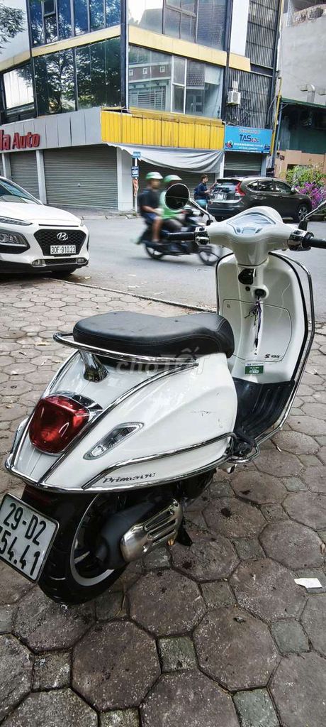 Xe máy Vespa Primavera. Mua bán Xe máy tại Quận Hai Bà Trưng Hà Nội được đăng bởi nguyen tien hình 1