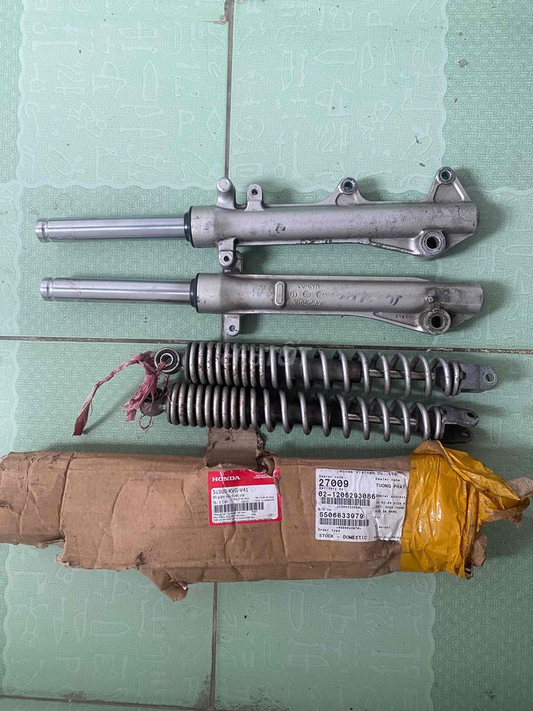 Phụ tùng xe máy Honda Kim loại. Mua bán Phụ tùng xe tại Quận Cẩm Lệ Đà Nẵng được đăng bởi Mr Bin hình 2