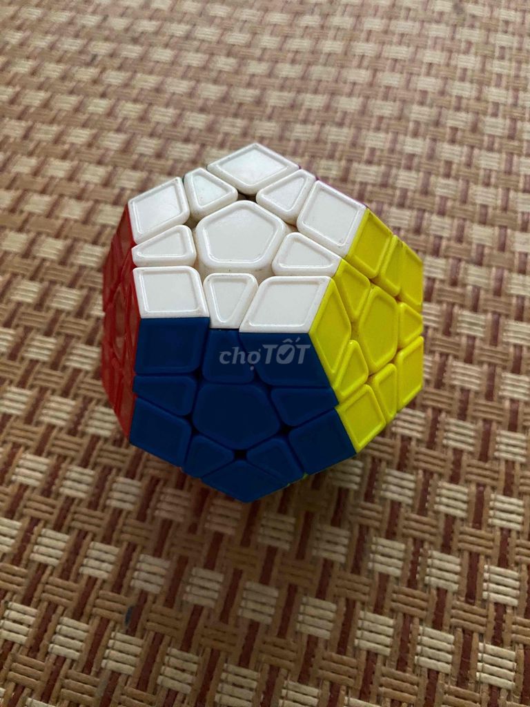 Rubik biến thể 12 mặt Megaminx stickerless