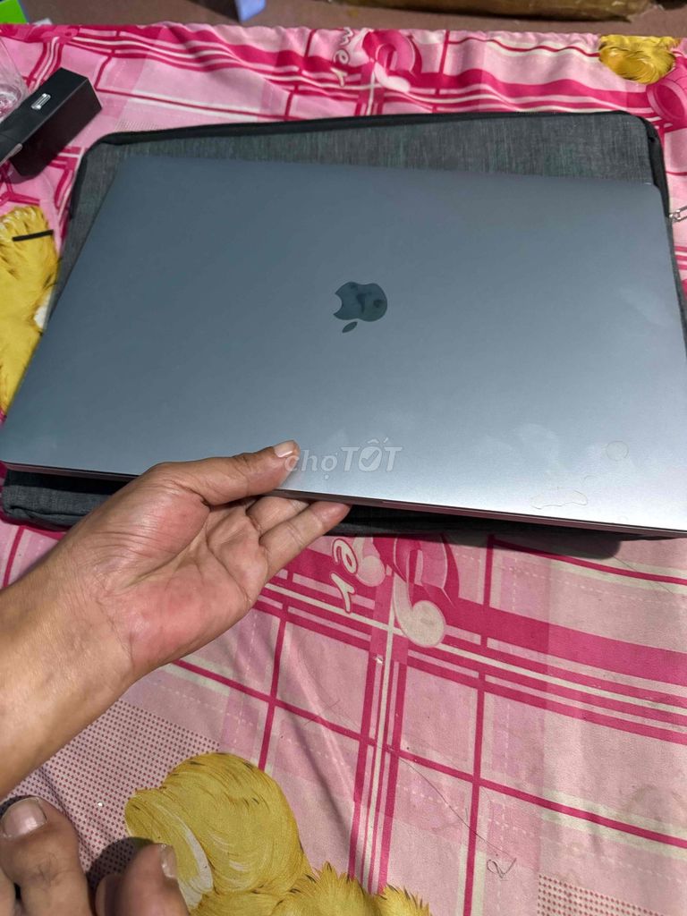 Apple Macbook Pro 2019 16 inch. Mua bán Laptop tại Thành phố Thủ Đức Tp Hồ Chí Minh được đăng bởi Tên chưa cung cấp hình 1
