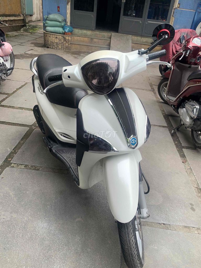 Piaggio Liberty Trắng Đã sử dụng. Mua bán Xe máy tại Quận Bình Thạnh Tp Hồ Chí Minh được đăng bởi Gặp vũ Nguyễn  hình 4