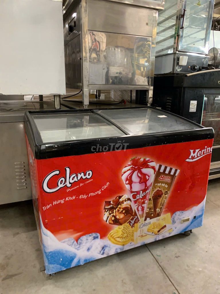 Tủ đông Celano màu Đỏ. Dịch vụ sửa chữa & bảo dưỡng điện máy tại Quận Sơn Trà Đà Nẵng được đăng bởi THẾ GIỚI ĐỒ CŨ ĐÀ NẴNG hình 1