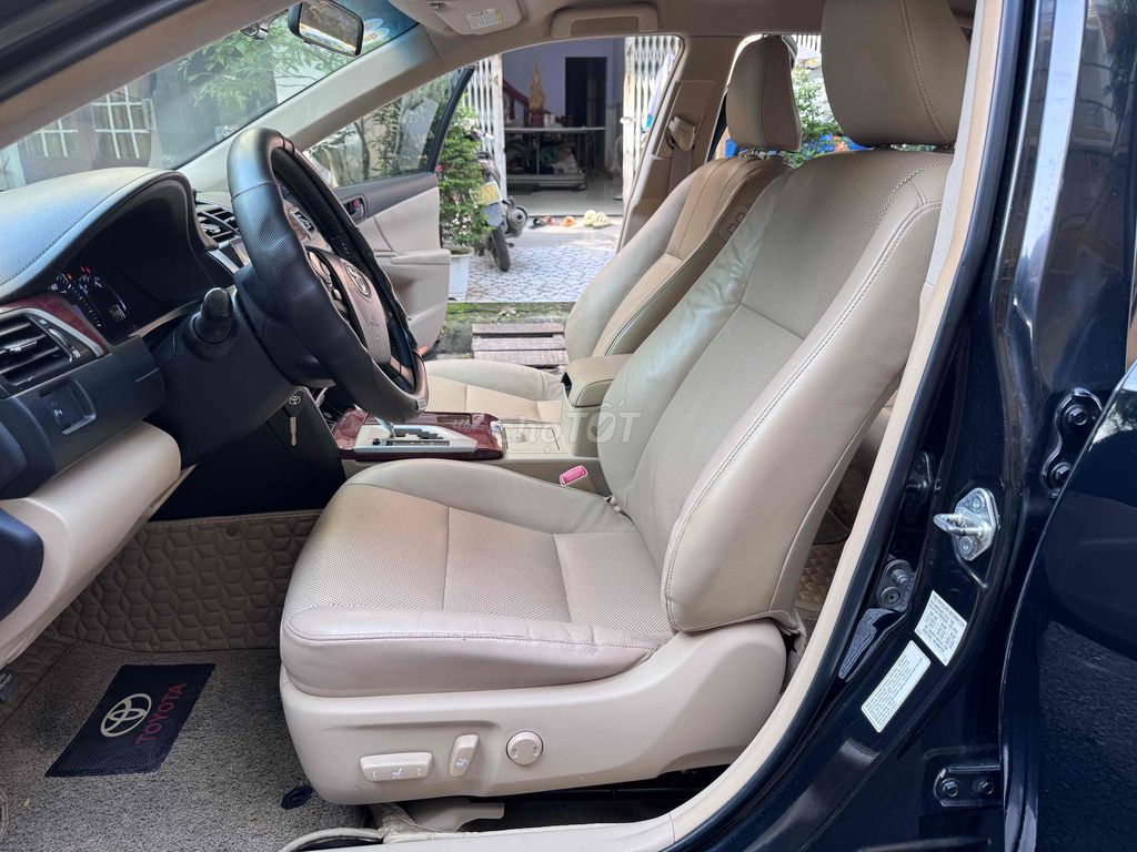 Bán Camry 2.5G đời 2012 xe đẹp không lỗi. Mua bán Ô tô tại Quận Tân Phú Tp Hồ Chí Minh được đăng bởi Hoàng Gia Auto hình 10