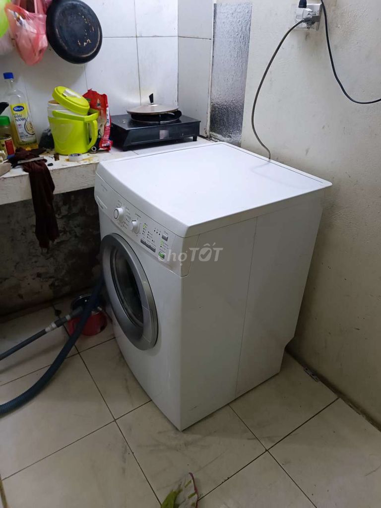 Máy giặt electrolux cửa ngang 7kg cần bán ve que