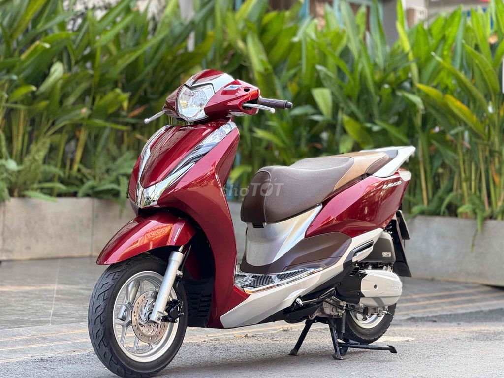 HONDA LEAD 125. Mua bán Xe máy tại Quận 7 Tp Hồ Chí Minh được đăng bởi Chuyên bán xe đẹp zin keng 9 chủ hình 2