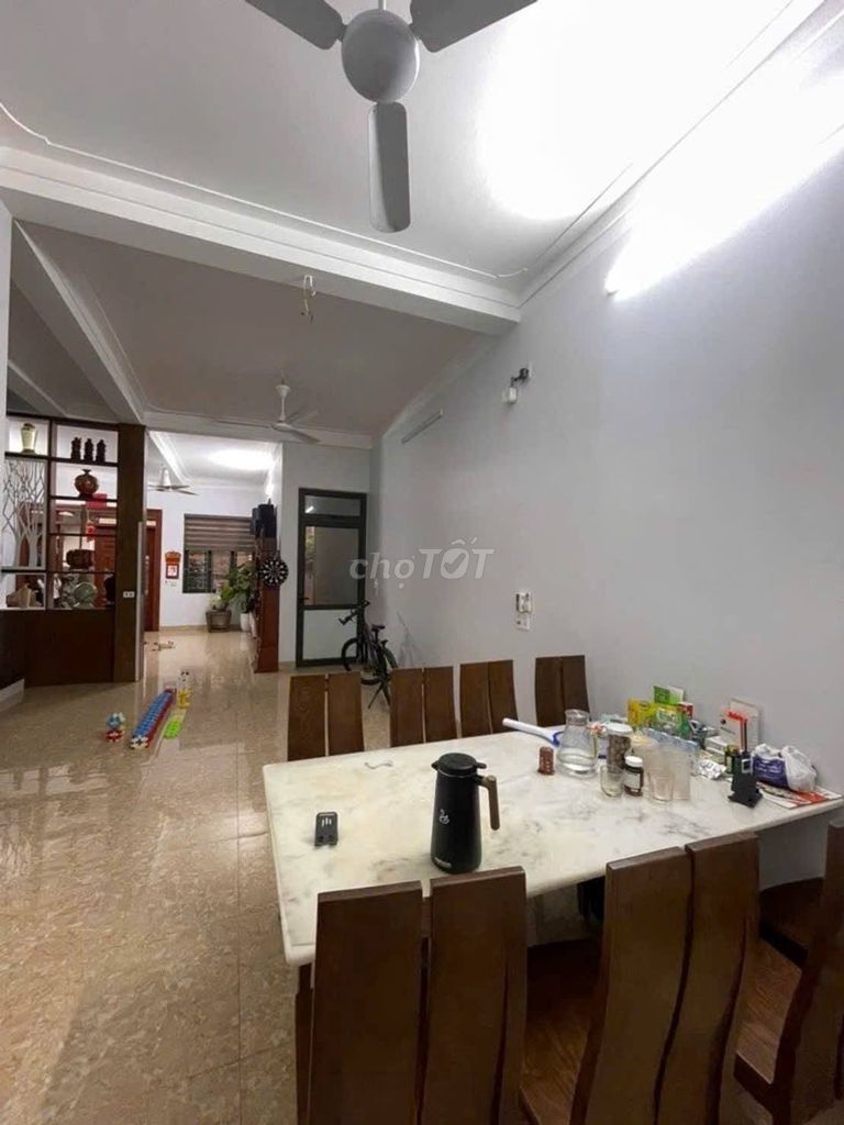Bán nhà 2 tầng 3 mặt thoáng gần Bạch Đa, Kim Hoa