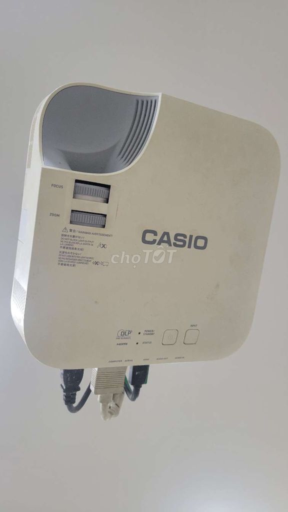 Máy chiếu Casio XJ-V1 Trắng + màn chiếu 84 in. Mua bán Đồ dùng văn phòng tại Quận Cầu Giấy Hà Nội được đăng bởi Xuân Bách hình 1