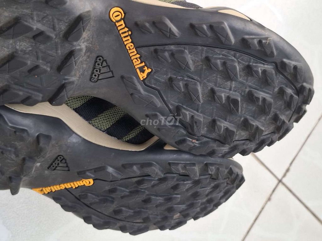 Adidas sz 36 cho bé mới 98%