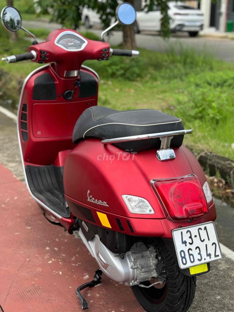 vesspa gts ABS máy iget đỏ mù mới 95% 43D1-863.42. Mua bán Xe máy tại Quận Sơn Trà Đà Nẵng được đăng bởi Minh Dũng bán trả góp 136 vân đồn  hình 3