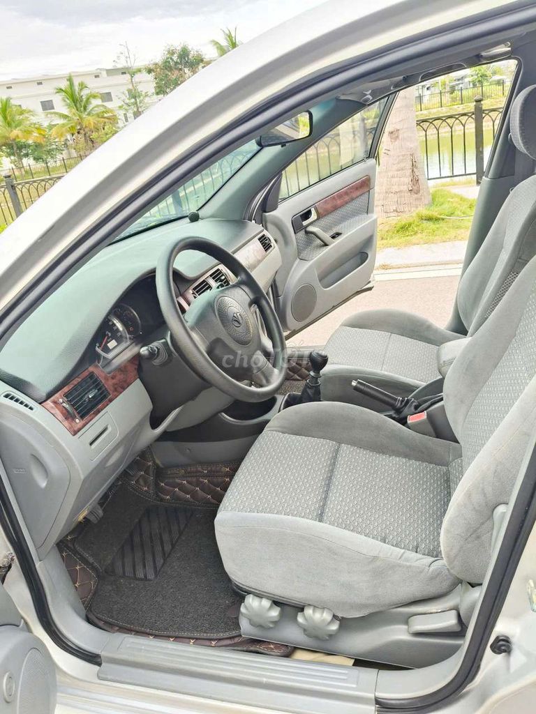 Bán Lacetti Max bản đủ máy 1.8 xe đẹp long lanh. Mua bán Ô tô tại Thị xã An Nhơn Bình Định được đăng bởi Đại Lộc  hình 9