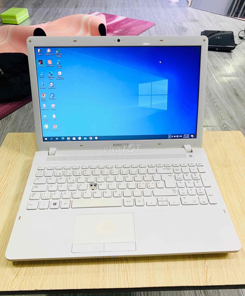 Laptop SamSung Ram4Gb/128Gb Văn Phòng 15Inch HD