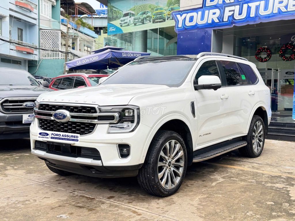 Ford Everest 2024 Platinum Trắng 26000 km. Mua bán Ô tô tại Quận 3 Tp Hồ Chí Minh được đăng bởi Duy Vỹ hình 3