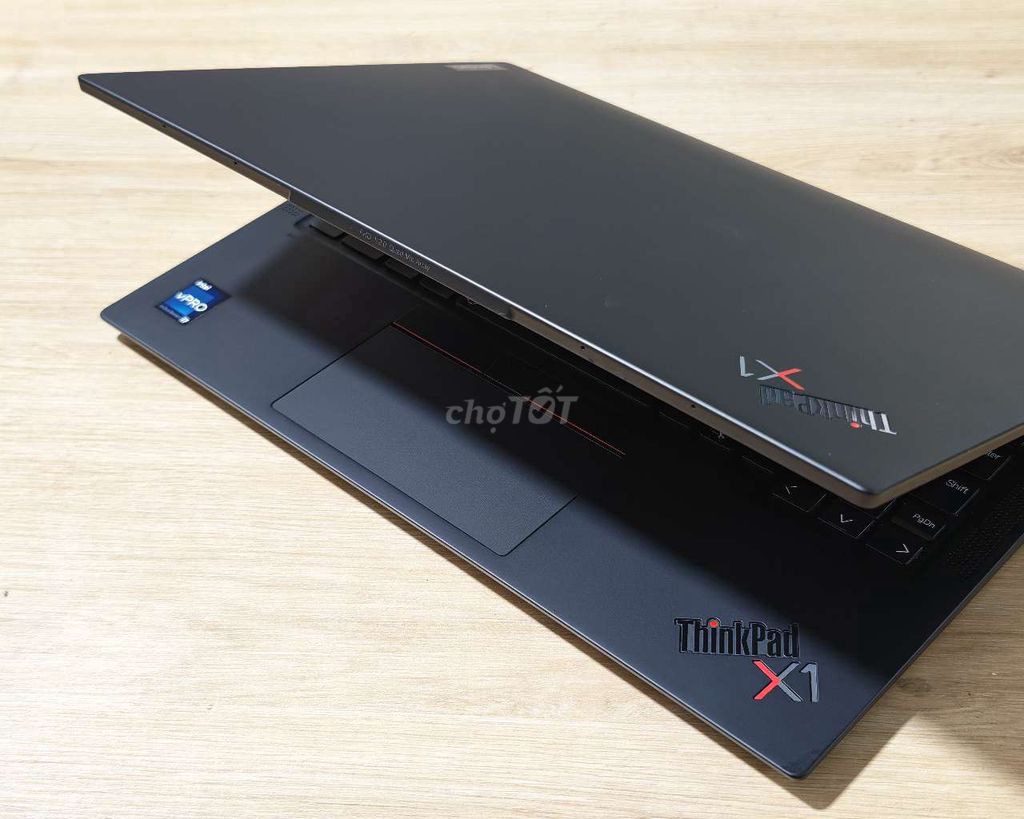Thinkpad X1 Carbon Gen 11 - chip i7, ram 32GB. Mua bán Laptop tại Quận Cẩm Lệ Đà Nẵng được đăng bởi Thinkpad US I i10store com  hình 1