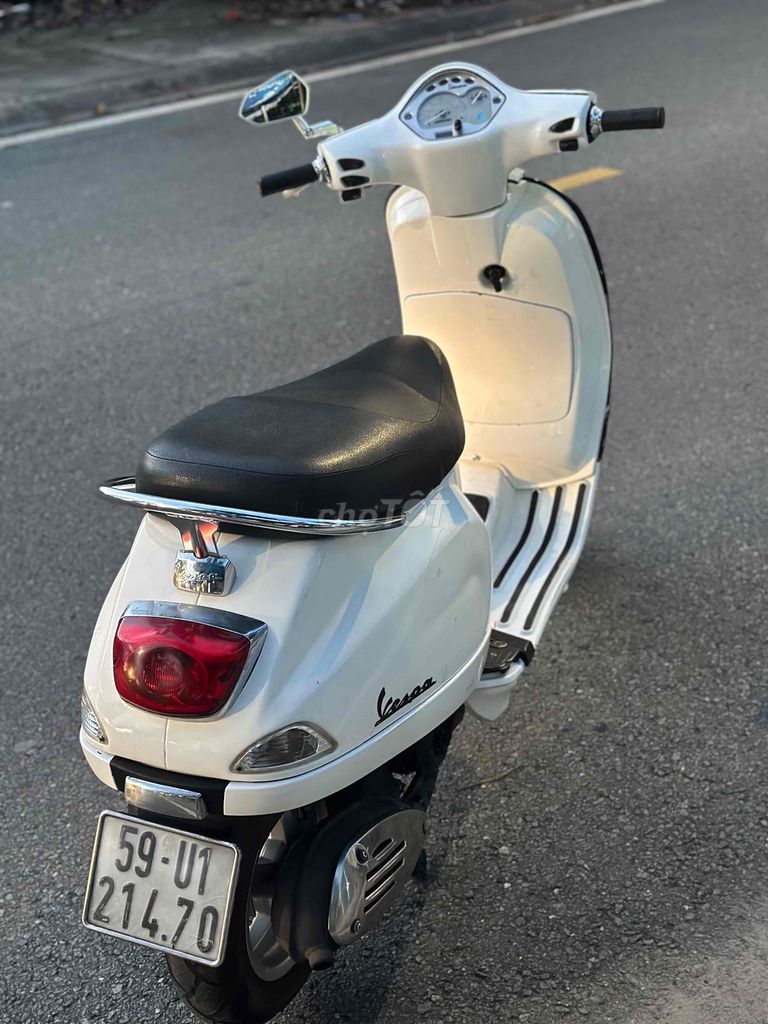 Vespa bstp máy êm nhẹ. Mua bán Xe máy tại Thành phố Thủ Dầu Một Bình Dương được đăng bởi hien pham hình 4