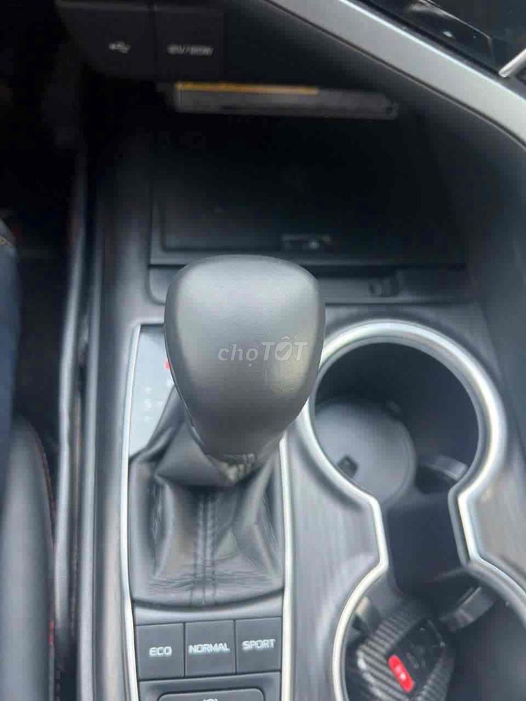 Toyota Camry 2.5Q sx 2022 màu đen siêu nét. Mua bán Ô tô tại Quận Cầu Giấy Hà Nội được đăng bởi Cao Quý hình 14