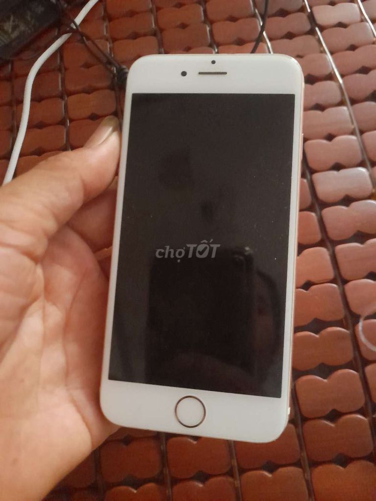 Apple iPhone 6S 32GB màu hồng . Mua bán Điện thoại tại Quận 3 Tp Hồ Chí Minh được đăng bởi Tiến hình 1
