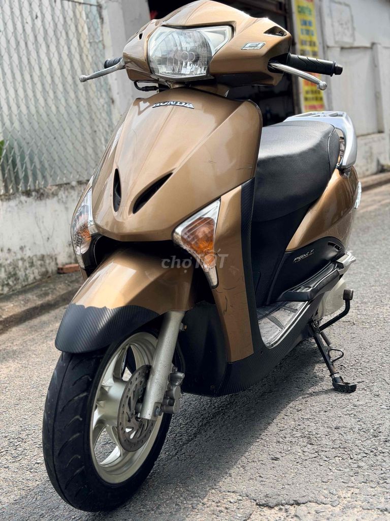 Honda Lead 2011 Золотистый