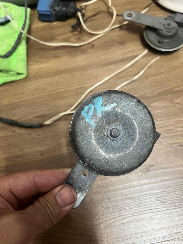 Cặp kèn Camry nhập zin theo xe. Mua bán Phụ tùng xe tại Quận 3 Tp Hồ Chí Minh được đăng bởi Không xài bán hình 1