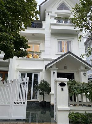 Villa 161.5 m² · 4 bed · Khu Đô Thị Vinhomes Riverside