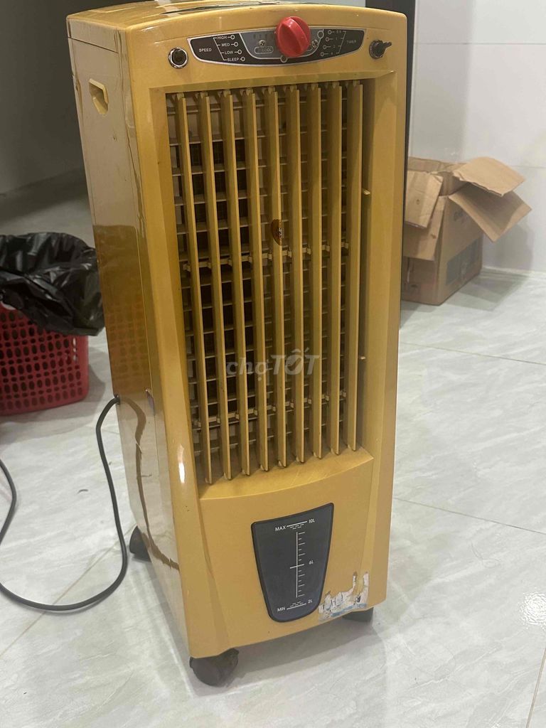 Quạt hơi nước 10L Vàng tạo độ ẩm. Mua bán Quạt tại Quận Liên Chiểu Đà Nẵng được đăng bởi Trung Ngô hình 1