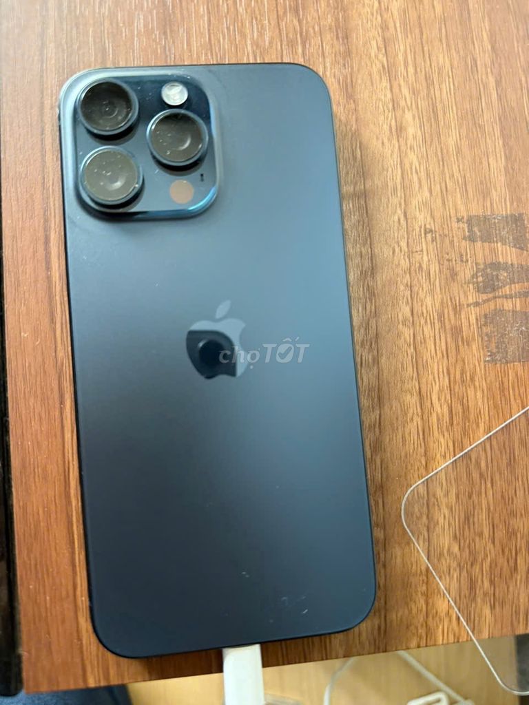 Apple iPhone 15 Pro Max 256GB Đen. Mua bán Điện thoại tại Quận 4 Tp Hồ Chí Minh được đăng bởi Dung Dang hình 1