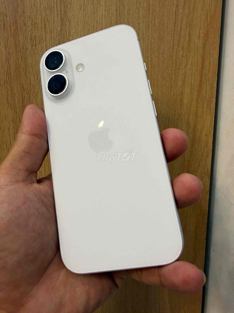 Thanh lý iPhone 16 128GB VN zin ốc còn đẹp. Mua bán Điện thoại tại Quận 12 Tp Hồ Chí Minh được đăng bởi Kim Long Mobile hàng thanh lý hình 1