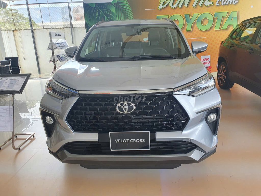 Toyota Veloz Cross 2025  GIAO XE TOÀN QUỐC. Mua bán Ô tô tại Huyện Bình Chánh Tp Hồ Chí Minh được đăng bởi TRANGTRAN TOYOTA AN THÀNH hình 2