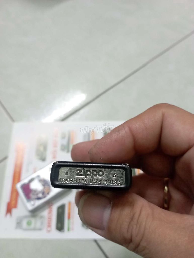 mình du vài cái hột quẹt zippo này ai còn dùng dc