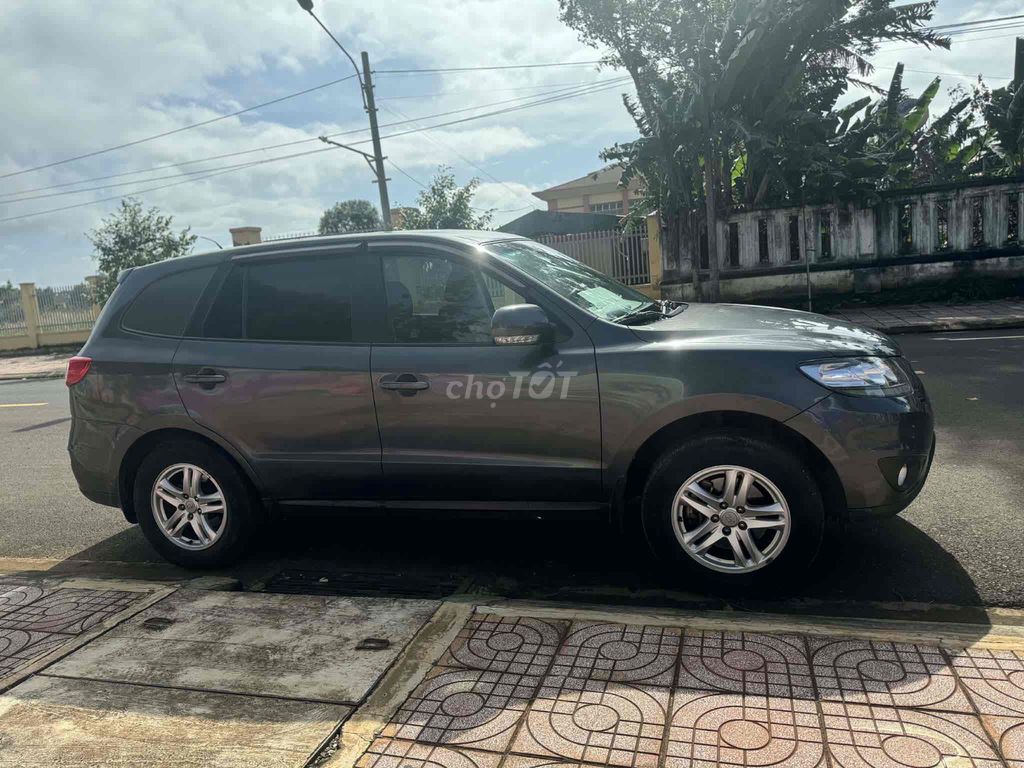 Hyundai Santa Fe 2010 SLX - 50000 km. Mua bán Ô tô tại   được đăng bởi Tran khanh hình 1