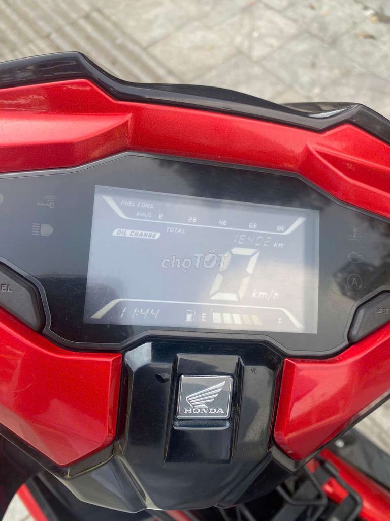Honda AirBlade 125 2023 Đỏ đen 18000 km. Mua bán Xe máy tại Quận Hoàn Kiếm Hà Nội được đăng bởi minh hằng hình 10