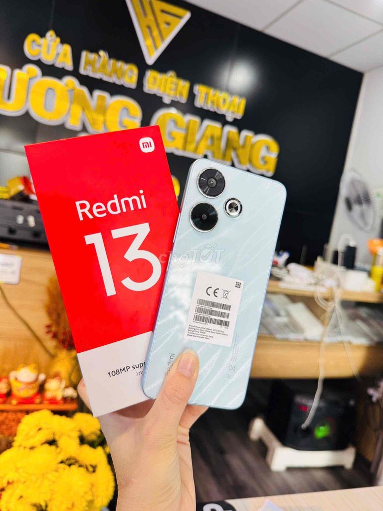Xiaomi Redmi 13 8/128G fullbox giá iu. Mua bán Điện thoại tại Thành phố Bến Tre Bến Tre được đăng bởi HươngGiangmobile hình 1