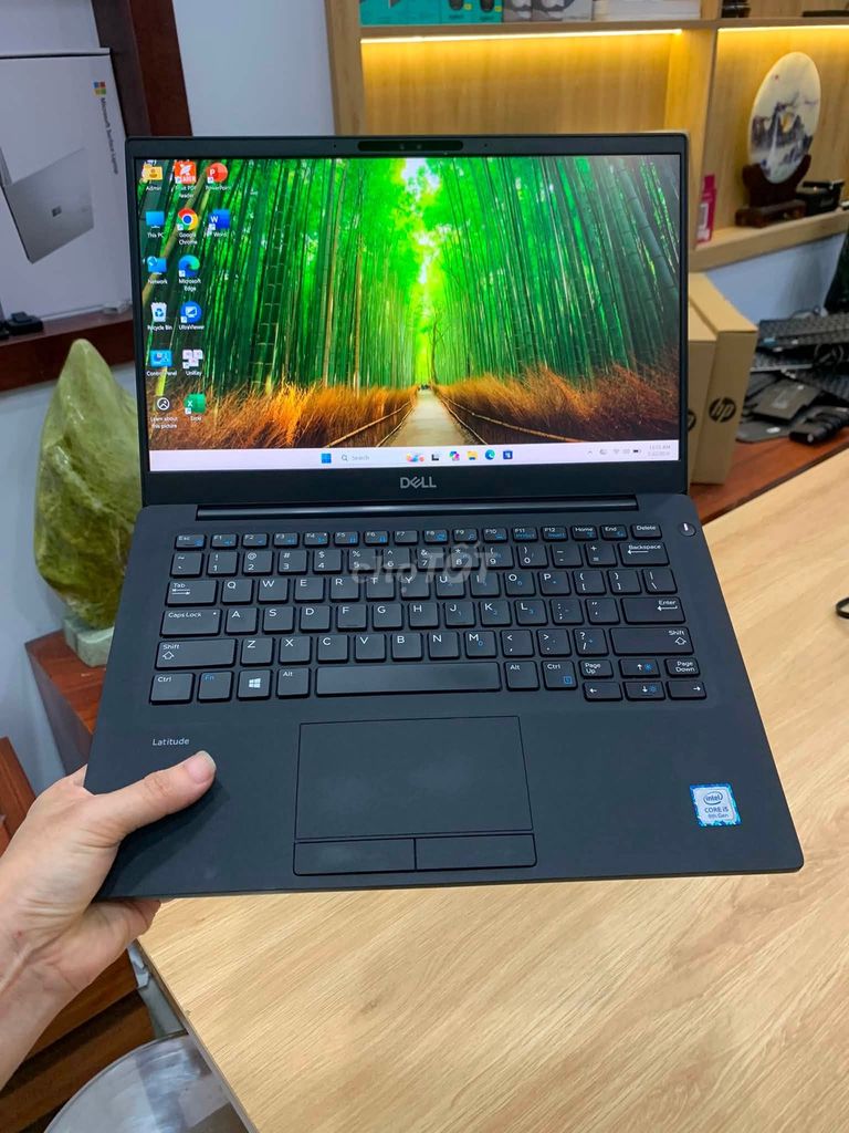 Dell Latitude 7390 i5-8350U. Ram 8G. SSd 256G. Mua bán Laptop tại Quận Tân Phú Tp Hồ Chí Minh được đăng bởi Thanh Vu hình 1