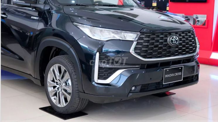 Toyota Innova Cross 2025. Mua bán Ô tô tại Thành phố Thủ Đức Tp Hồ Chí Minh được đăng bởi Toyota Đông Sài Gòn  hình 3