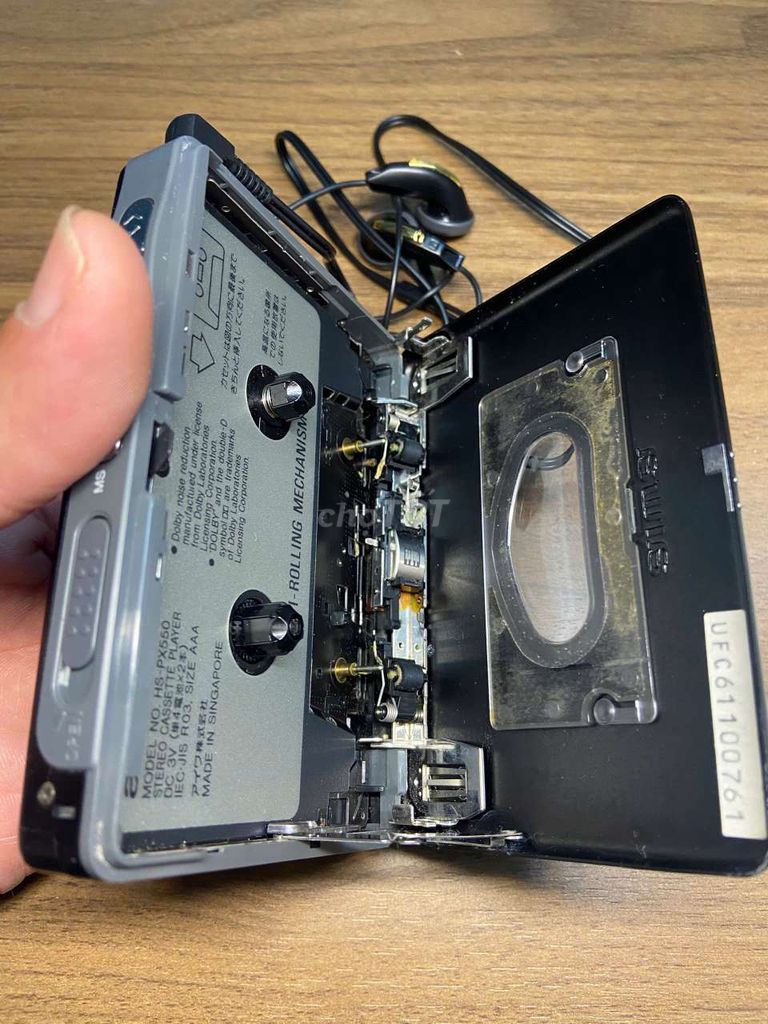 Máy cassette Aiwa PX550