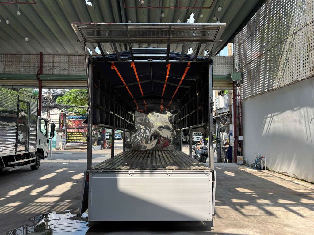 Xe tải Isuzu 2.5 tấn thùng mui bạt bửng nhôm. Mua bán Xe tải, xe ben tại Quận 12 Tp Hồ Chí Minh được đăng bởi Chiến hình 5