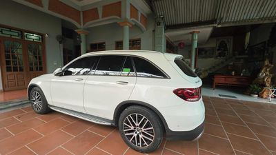 Mercedes Benz GLC 2021 200 4MATIC - 160 km. Mua bán Ô tô tại Huyện Sóc Sơn Hà Nội được đăng bởi Hoàng Huy