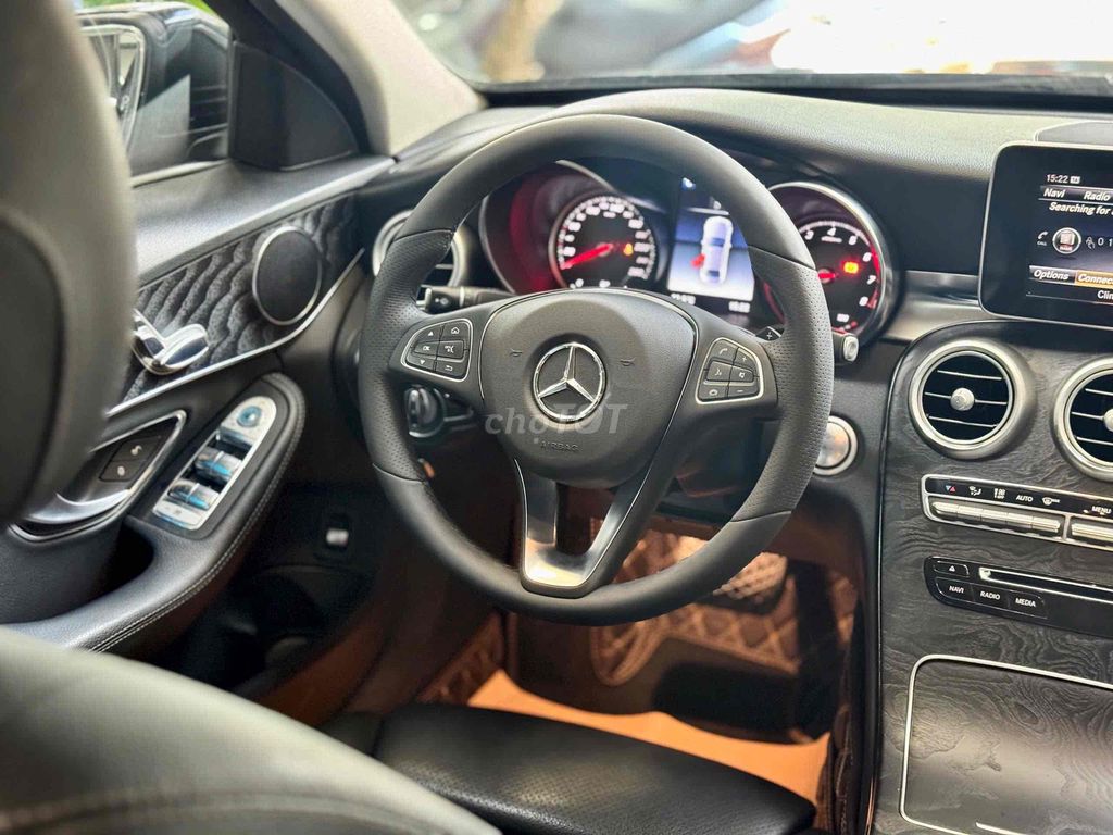 Mercedes Benz C200 model 2018. Mua bán Ô tô tại Quận 8 Tp Hồ Chí Minh được đăng bởi Khoa nguyễn hình 12